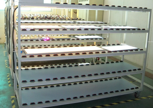 <b>電子產(chǎn)品老化架 二</b>